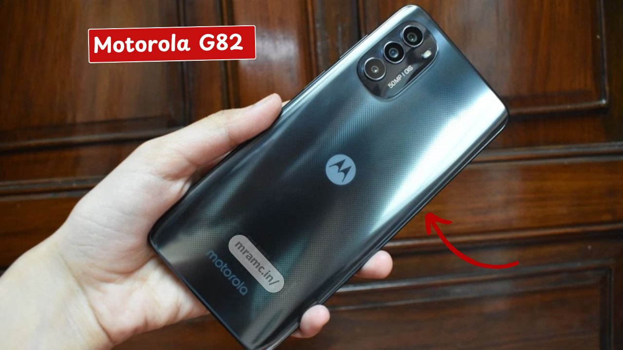 Motorola G82