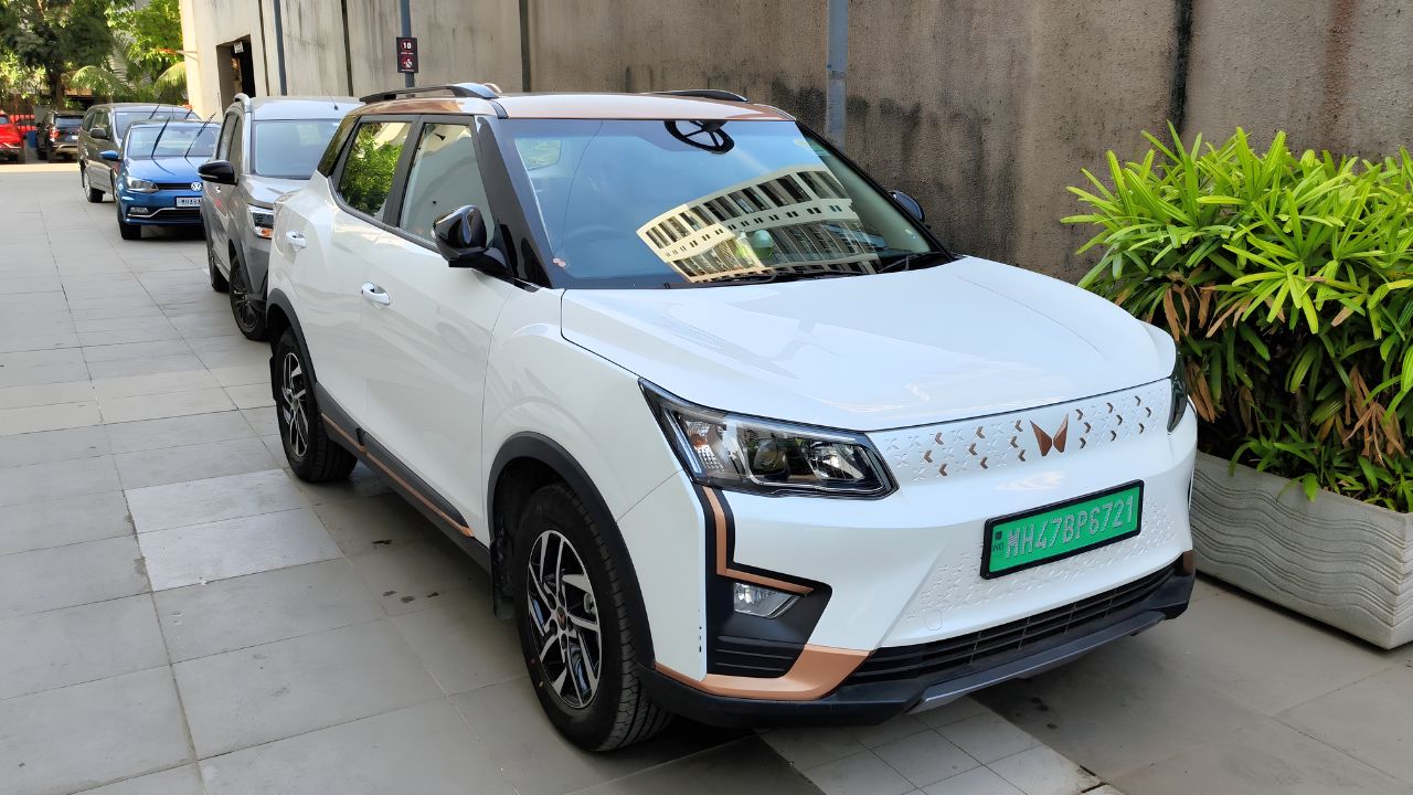 Mahindra XUV400 EV