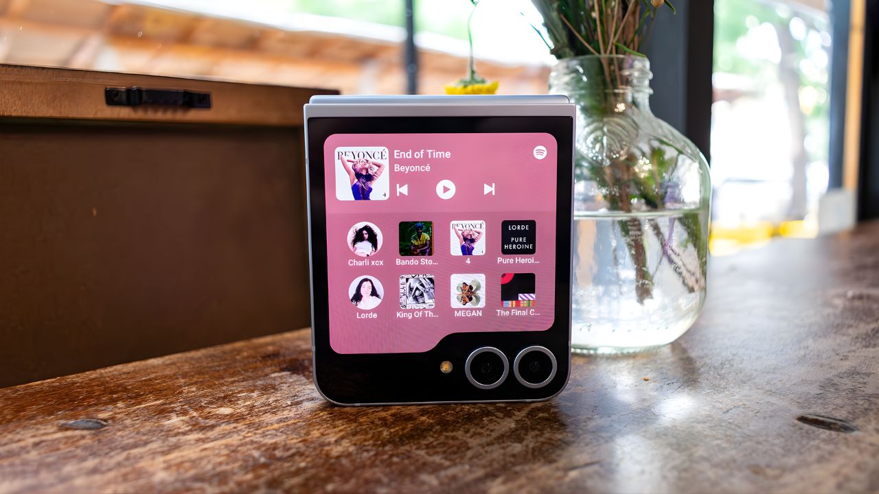 Samsung Galaxy Z Flip 6