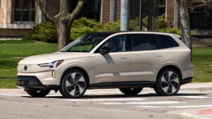 Volvo EX90